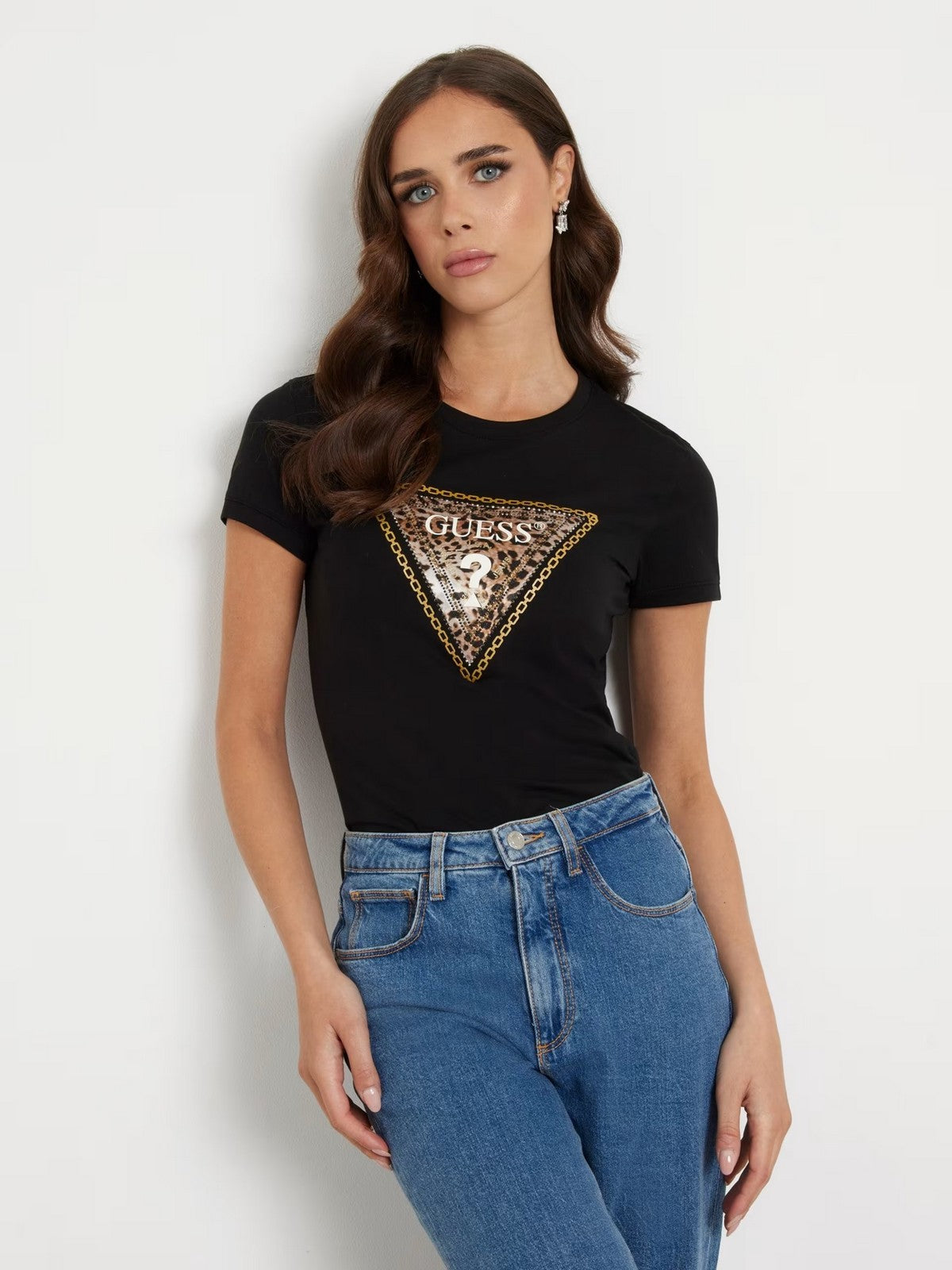 GUESS T-shirt et polo SS CN TRIANGLE LEO TEE W4YI40 J1314 JBLK noir pour femmes