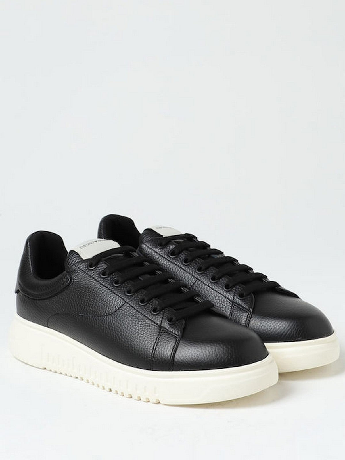 EMPORIO ARMANI Hommes Sneaker X4X264 XF768 00002 Noir