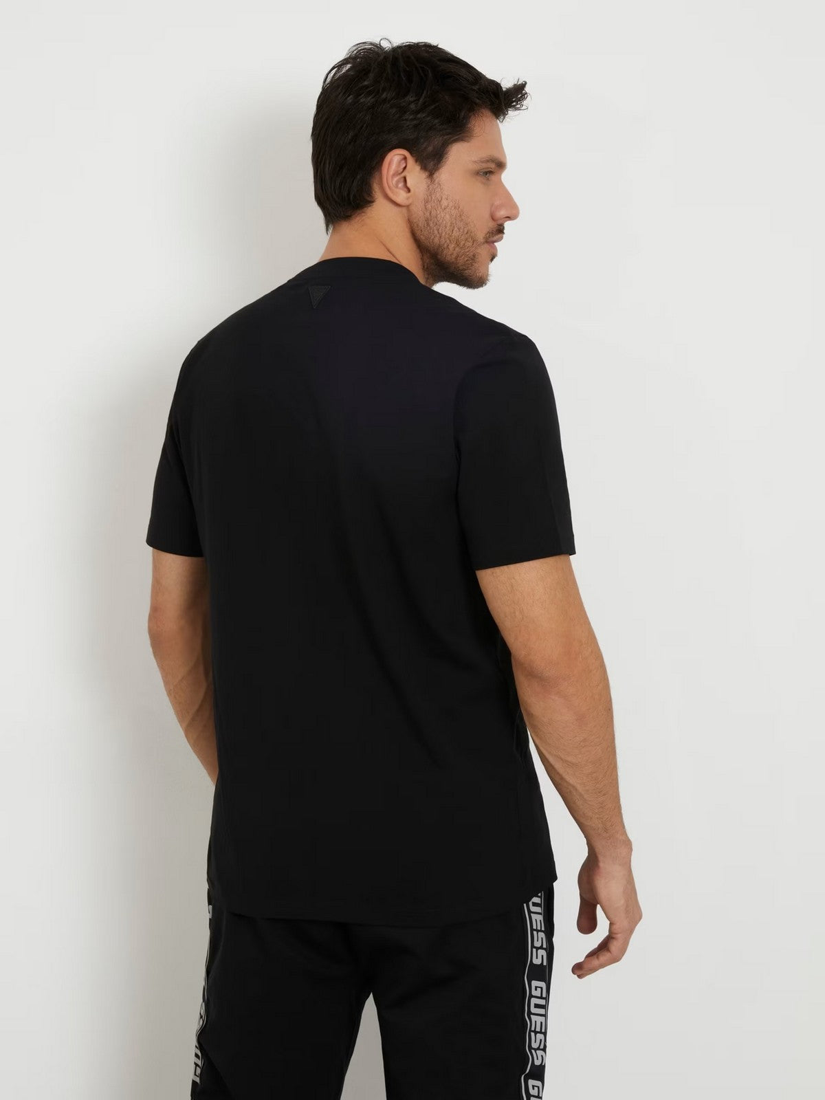 GUESS SPORT Hommes SS ALPHY T-SHIRT Z2YI11 J1314 JBLK Noir