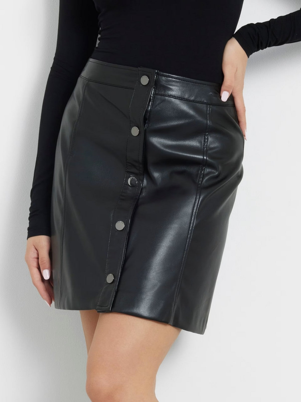 GUESS Jupe Femme CAROLA FAUX LEATHER MINI SKIRT W3YD65 WF8Q0 JBLK Noir